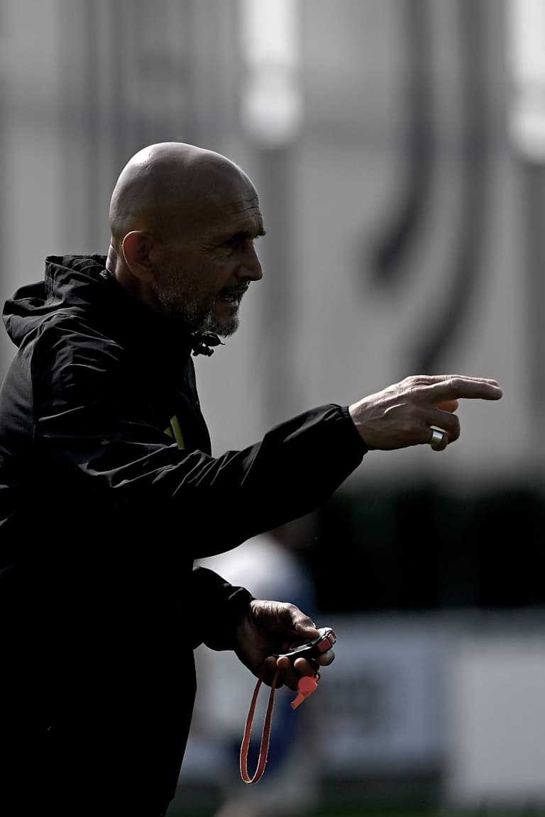 LIVE H. 15:30 | Luciano Spalletti presenta Frosinone - Juventus