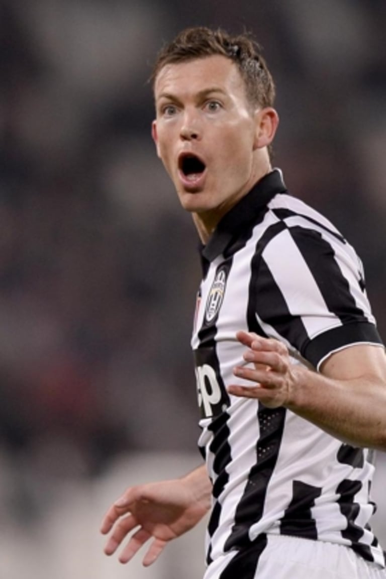 Lichtsteiner terlibat dalam kemenangan Swiss