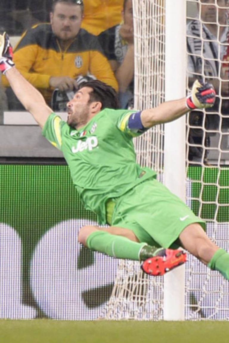 Buffon utarakan pentingnya clean sheet