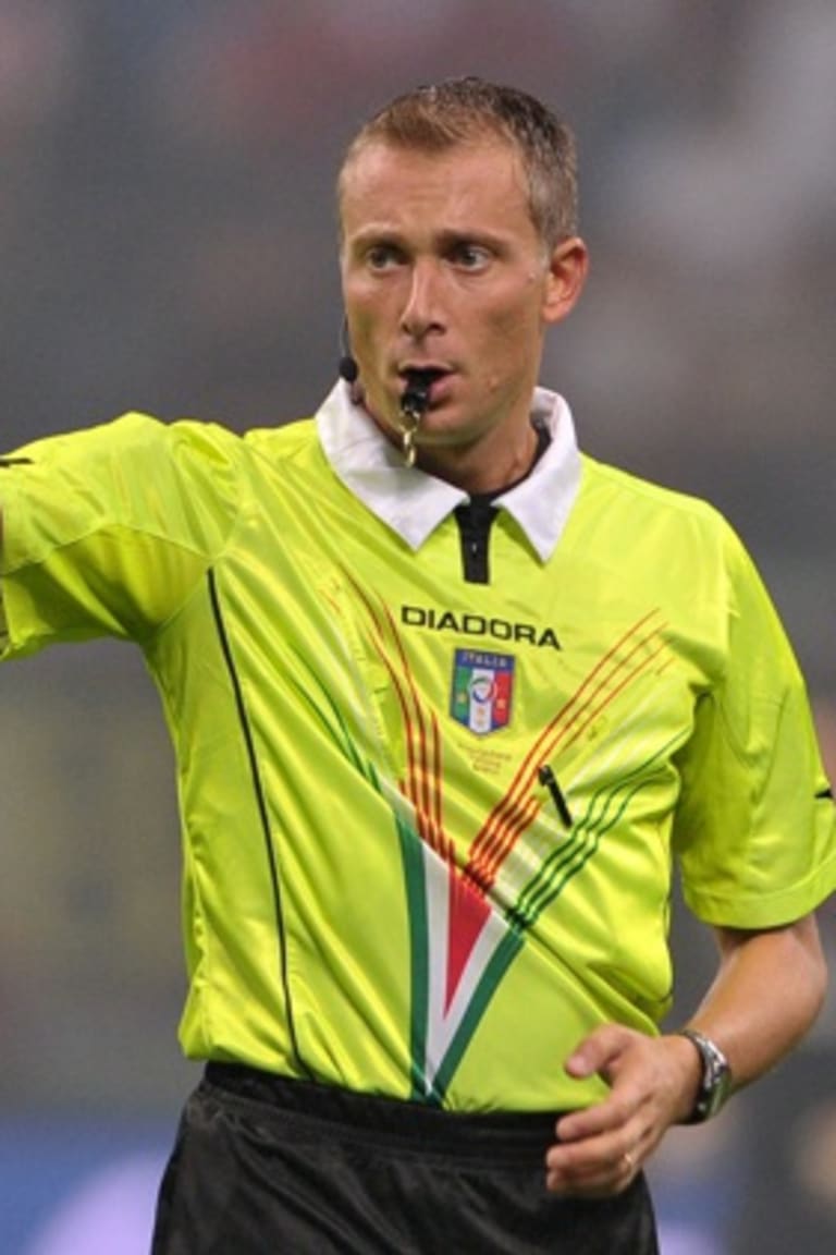 Valeri akan memimpin laga Coppa Italia