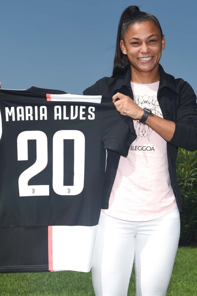 Women: Maria Alves è bianconera!