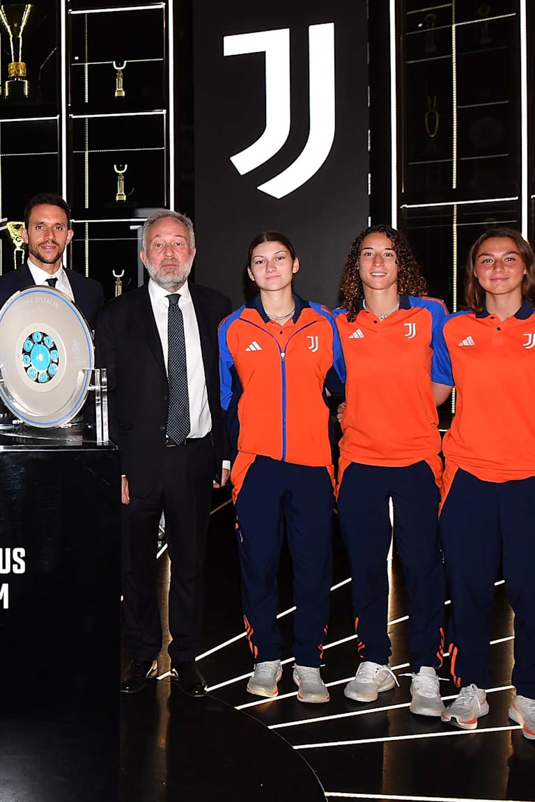 Three Women's trophies delivered to the Juventus Museum!