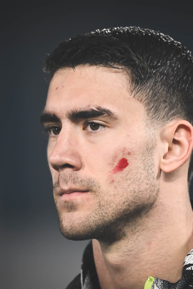 Vlahovic Un Rosso Alla Violenza