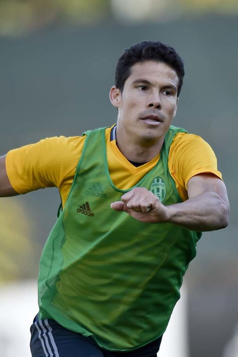Hernanes raring to go again
