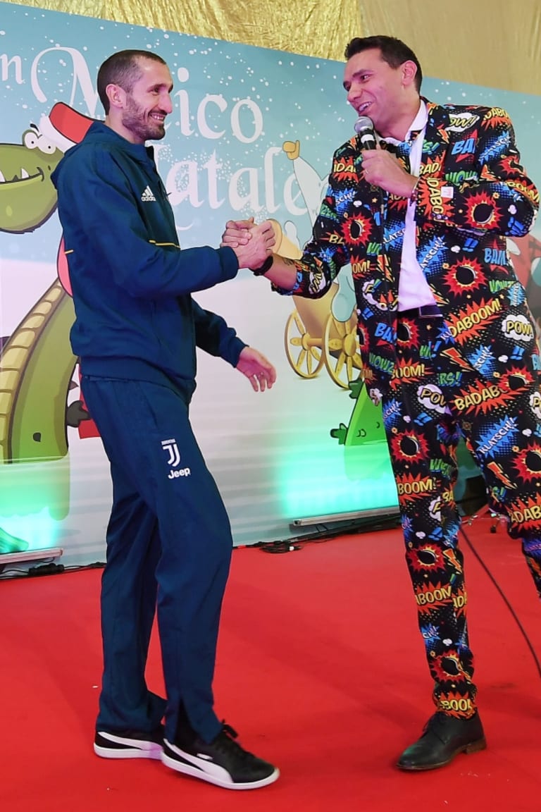 A Christmas party with Chiellini!