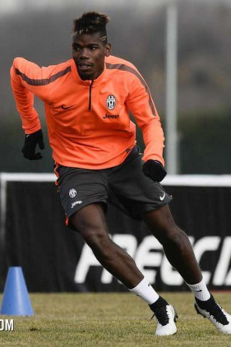 Kembali berlatih untuk persiapan semifinal Coppa Italia di Vinovo