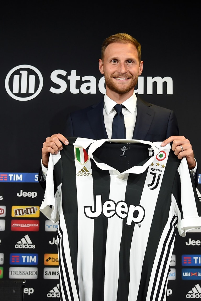 Höwedes: «Juventus: un privilegio e un onore»