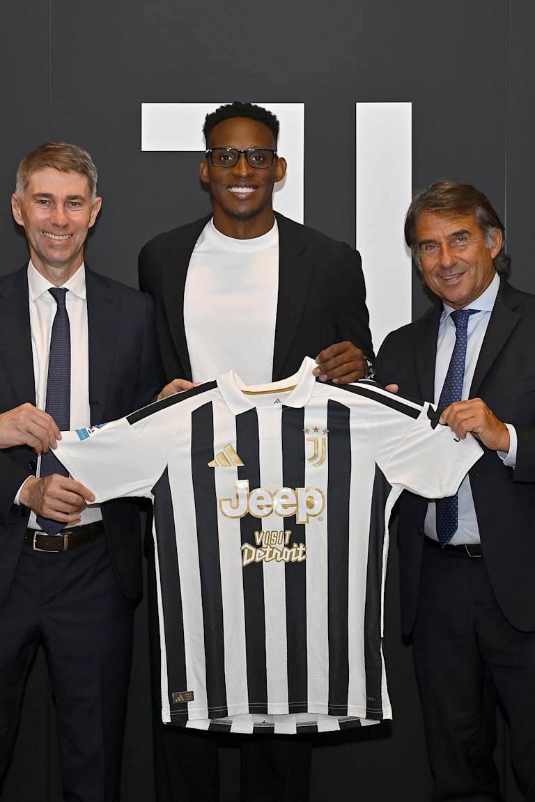 Jhon Lucumi joins Juventus!