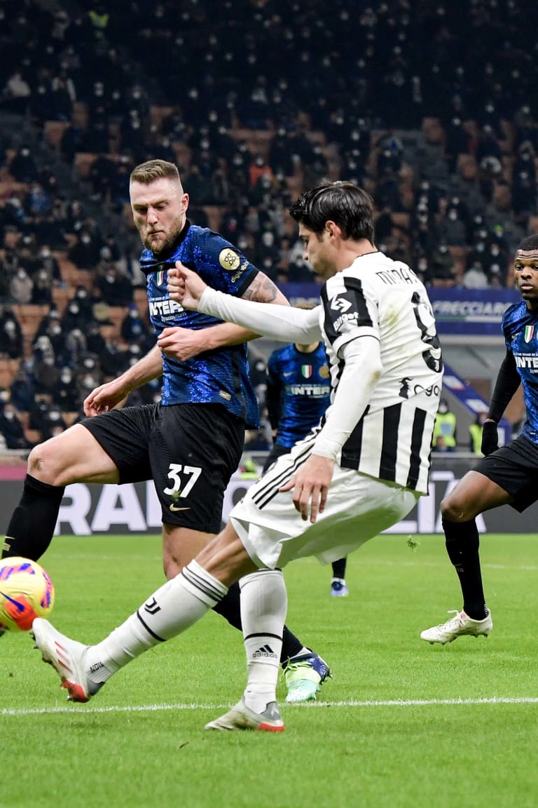 Sanchez wins Super Cup for Inter late on