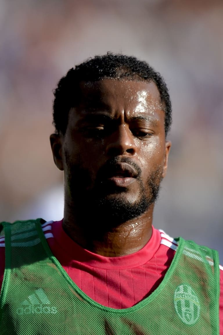Evra dan Rubinho absen saat melawan Chievo