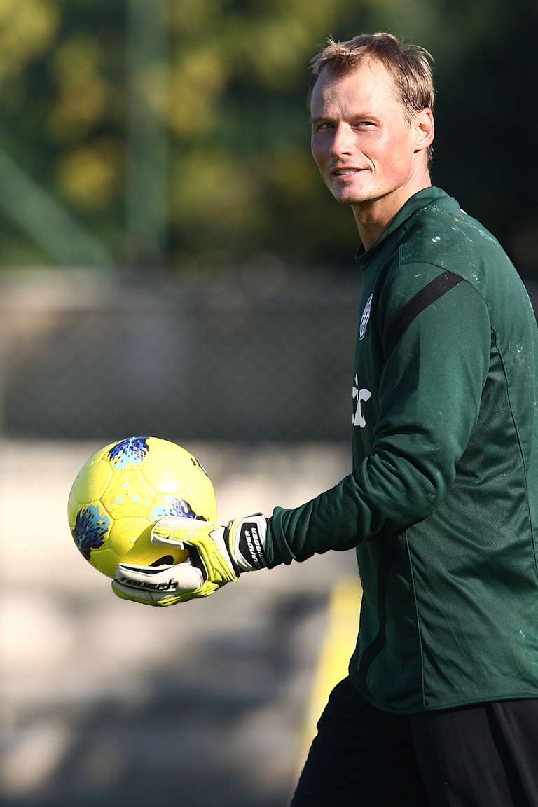 Juventus expresses its condolences for the passing of Alexander Manninger.