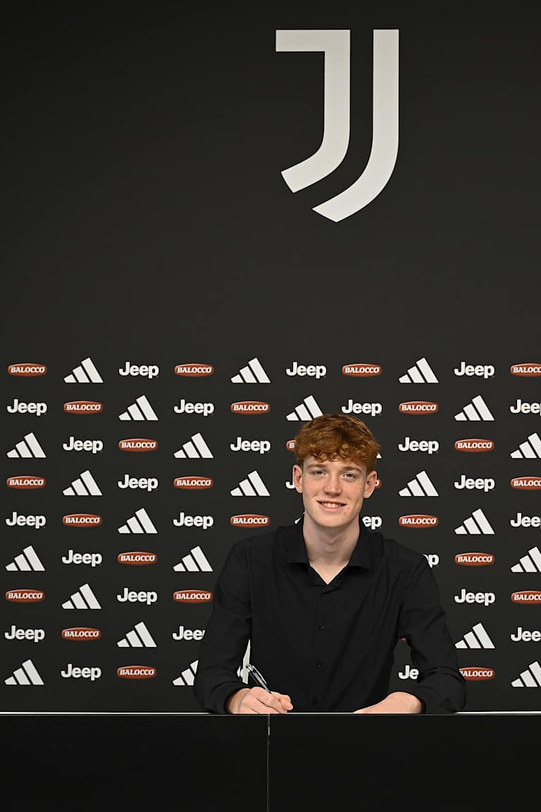 Settore Giovanile | Alessandro Ghiotto firma il suo primo contratto da professionista