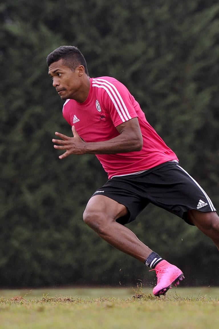Latihan hari Selasa di Vinovo