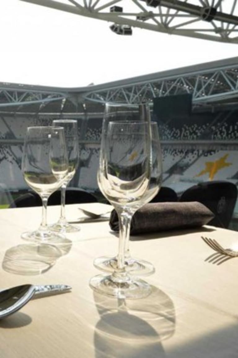 Tiket Legends Club telah dijual untuk laga menghadapi Inter