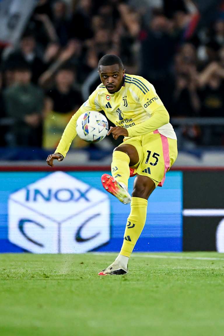 International recap | Kalulu starts for France in thriller