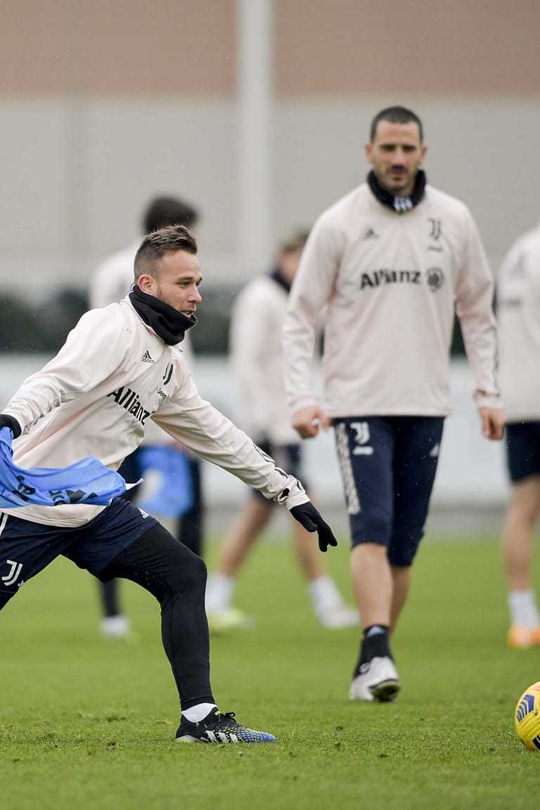 Training Center | Tactics & possession