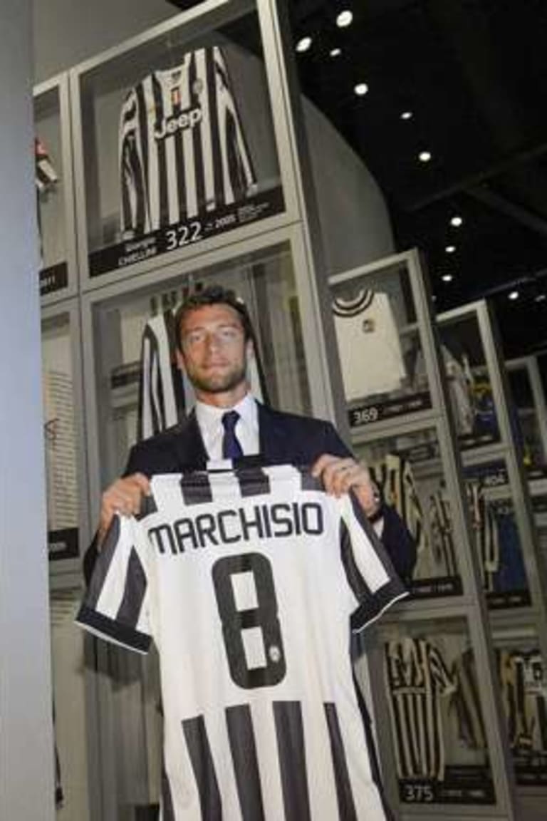 Marchisio bergabung dengan Club 300 di J-Museum !