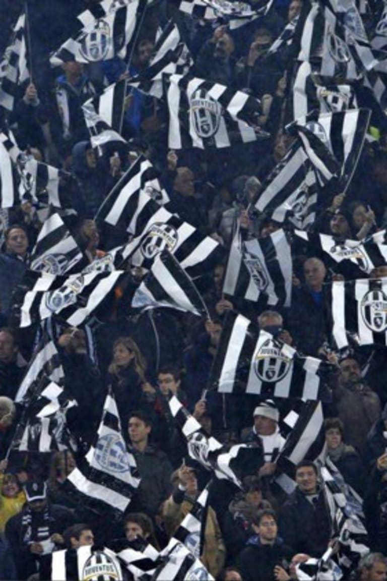 Juventus Stadium terisi penuh saat menjamu Sampdoria