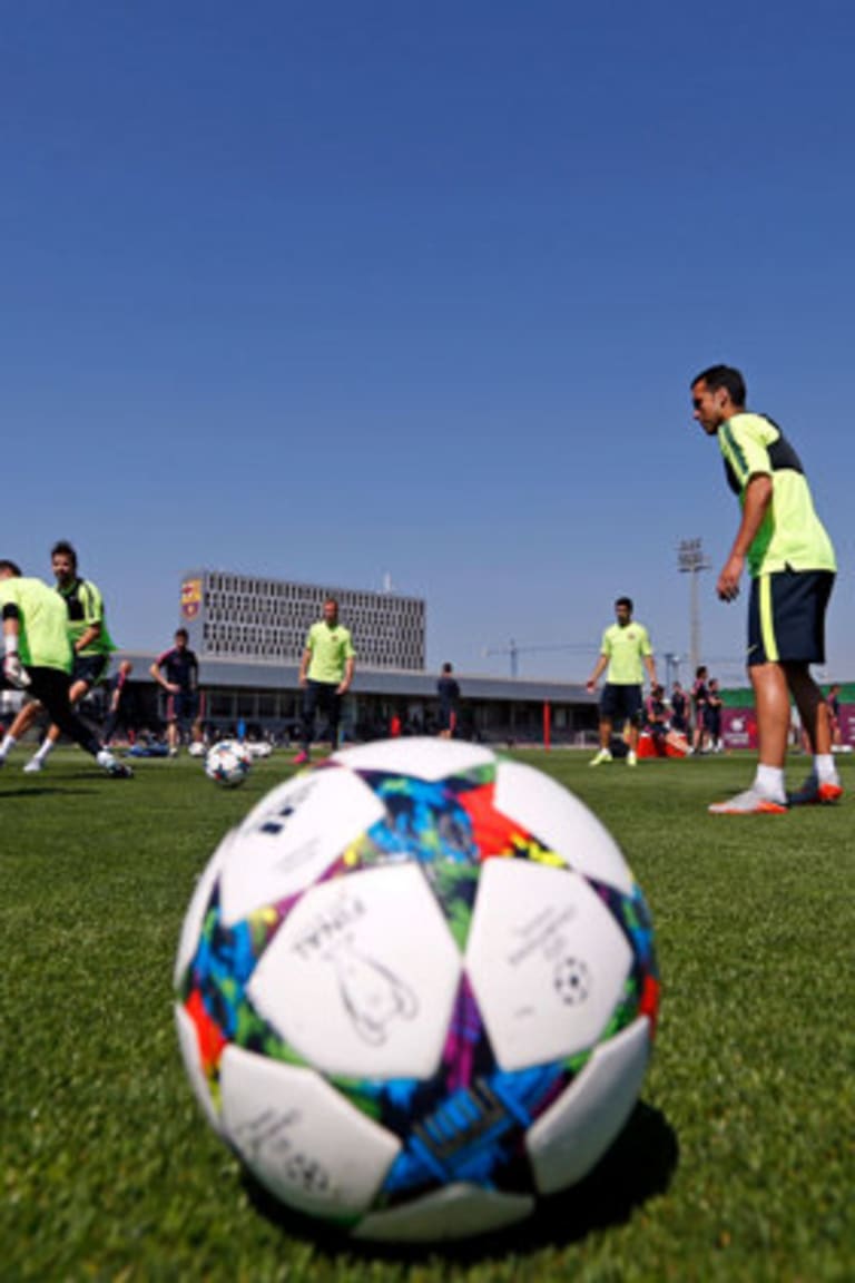 Perjalanan Barcelona menuju final: Grup F