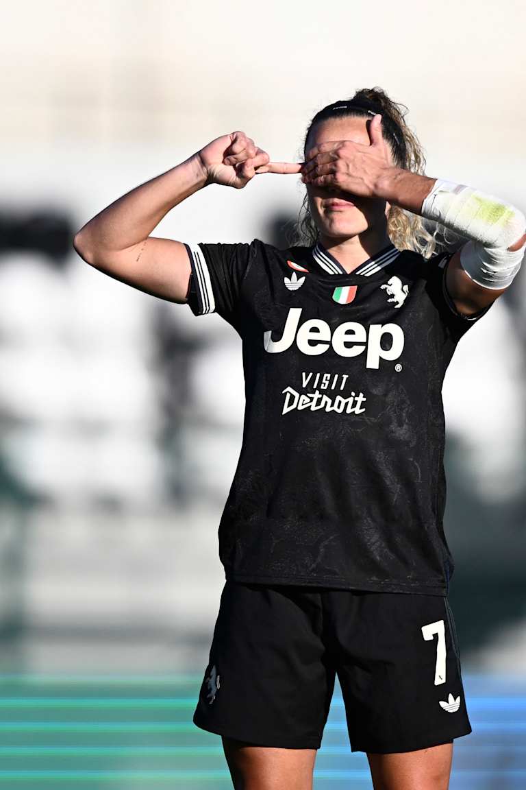 Bianconere beat Fiorentina to reach the Italian Cup final