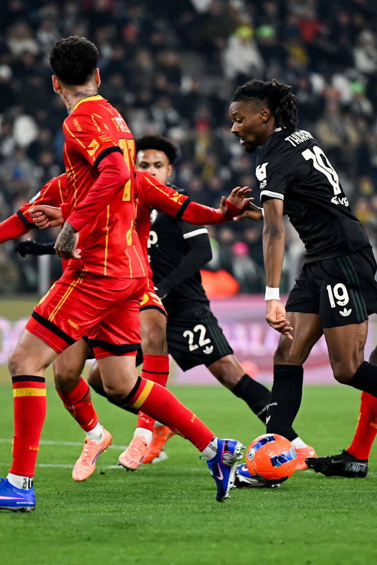 _J018413_f4da5726-44bd-4894-bc5c-d69b2ca948df