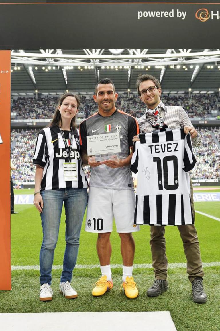 Una premiazione tutta argentina per Tevez!