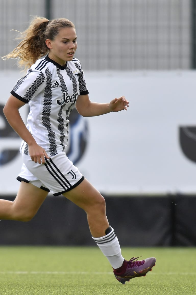 Jenny Requirez joins Hellas Verona on loan
