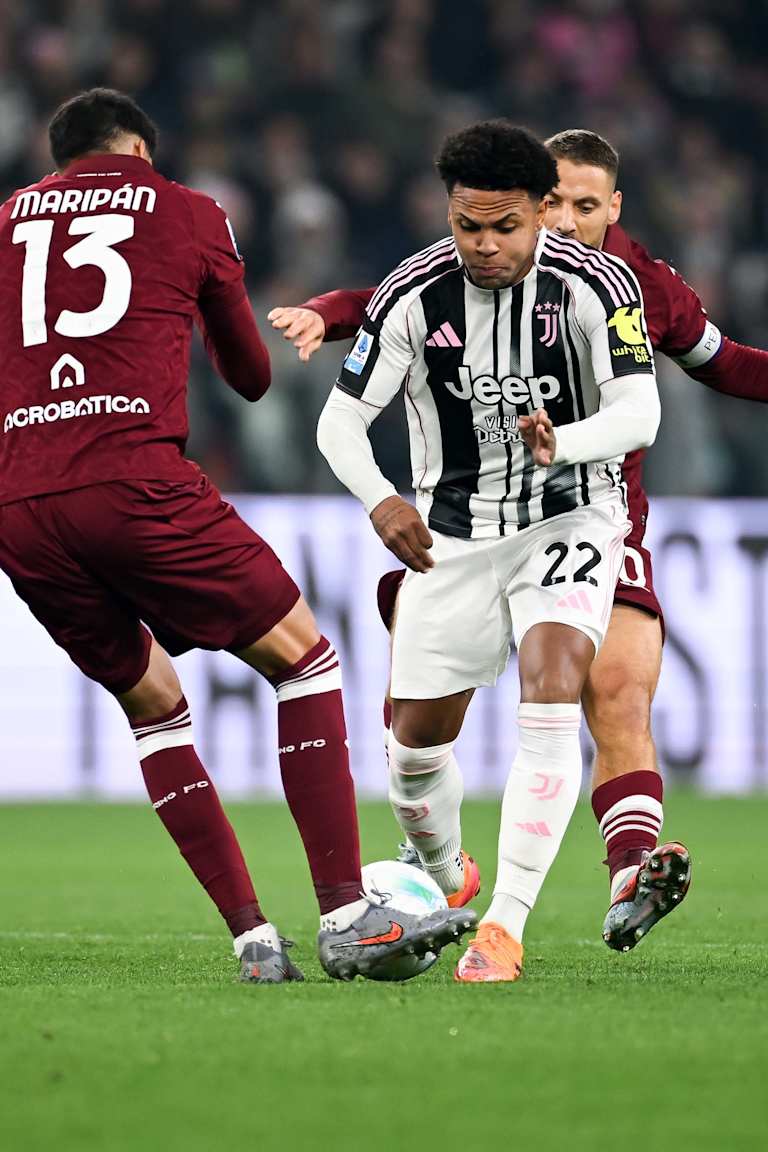 _J022028_eca0f51d-d73b-4337-8216-207678295e7f copy