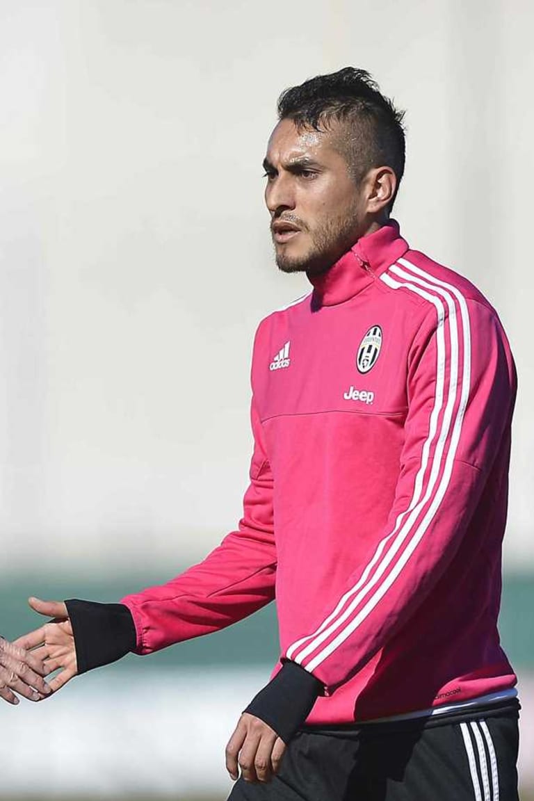 Pereyra: "No-nonsense approach for Napoli"