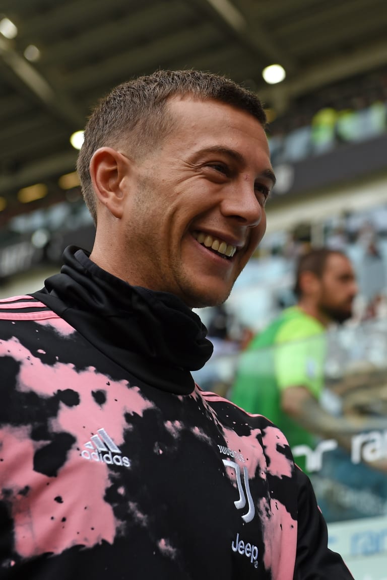 Another international goal for Bernardeschi 