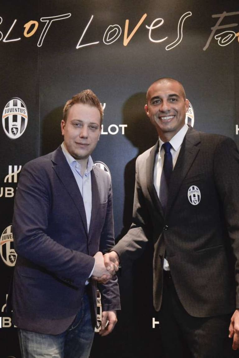 Trezeguet kunjungi Hublot di Shanghai