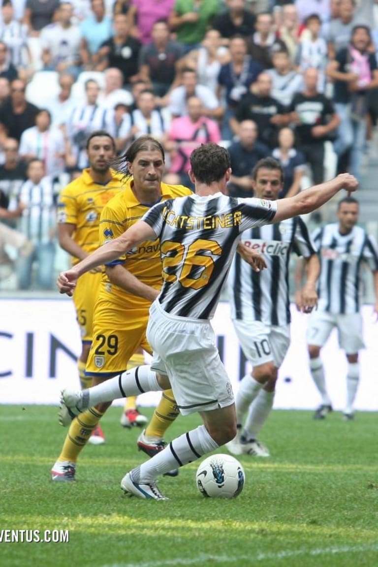 Lichtsteiner departs for x