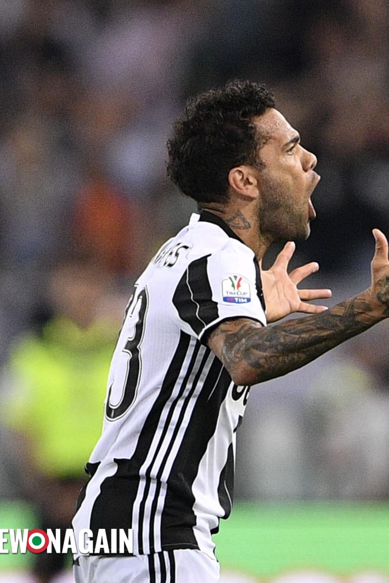 Dani Alves: «Era importante vincere, ora l'obiettivo più grande»