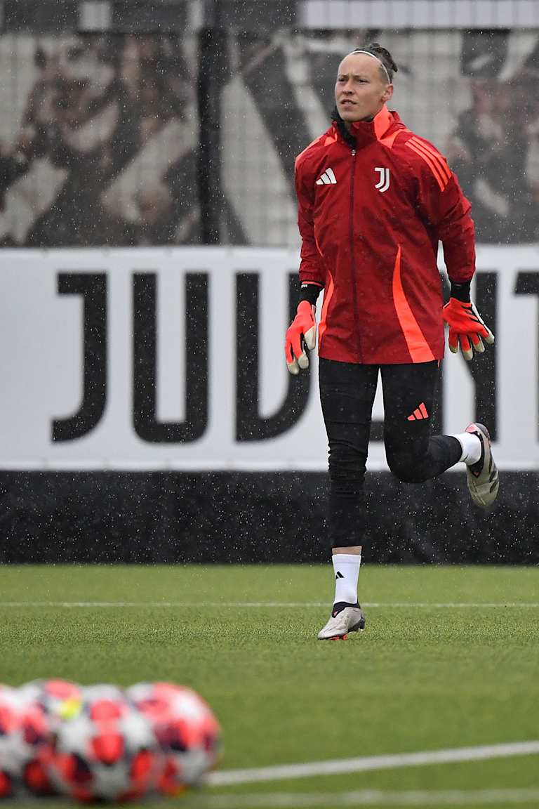 uwcl training vallerenga 1