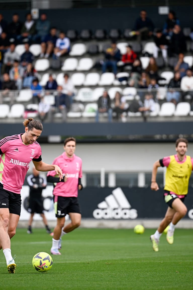 Training Center | Allenamento con i tifosi verso Udine