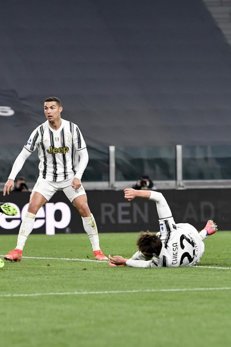 Review: Juventus - Spezia, la rete di Chiesa