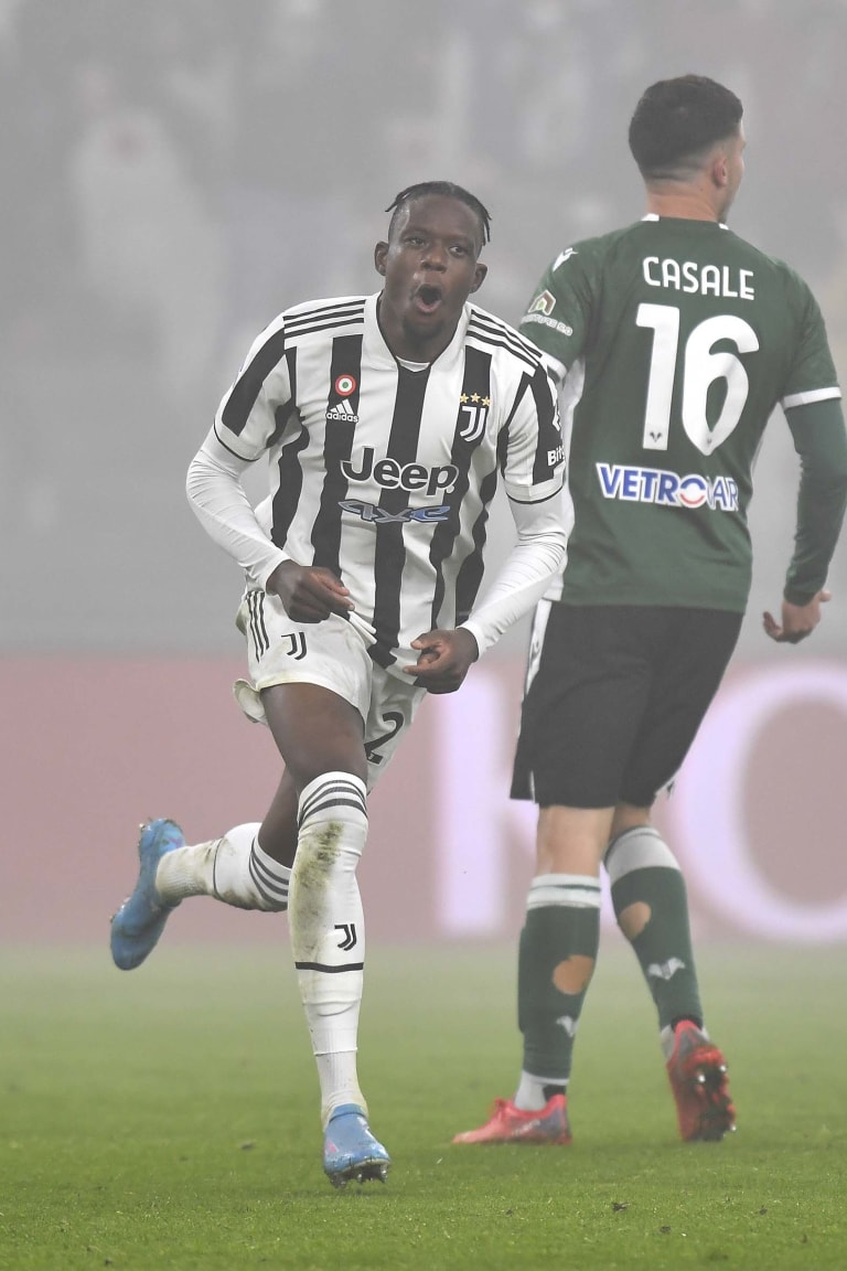 Season Review 2021/22 | Every Angle: il primo gol di Zakaria