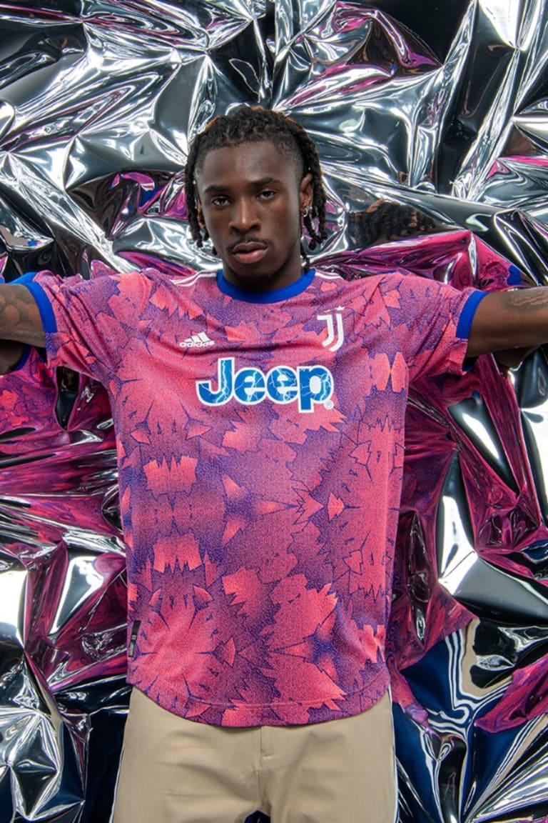 Juventus e Adidas svelano il third kit 2022/23!