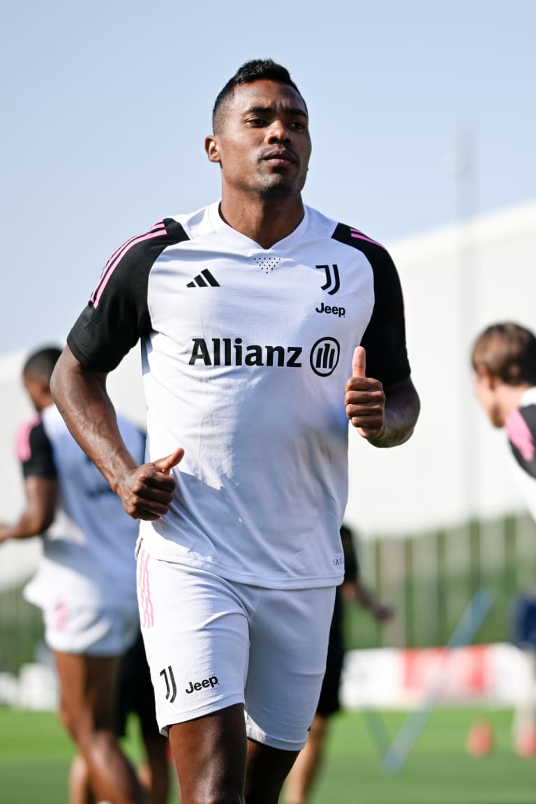 Medical Update | Alex Sandro