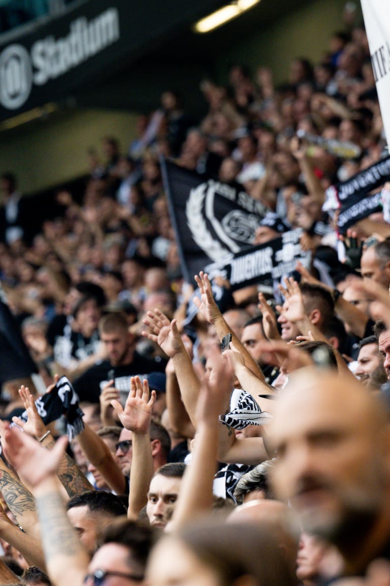 Free sale of tickets for Juve-Roma!