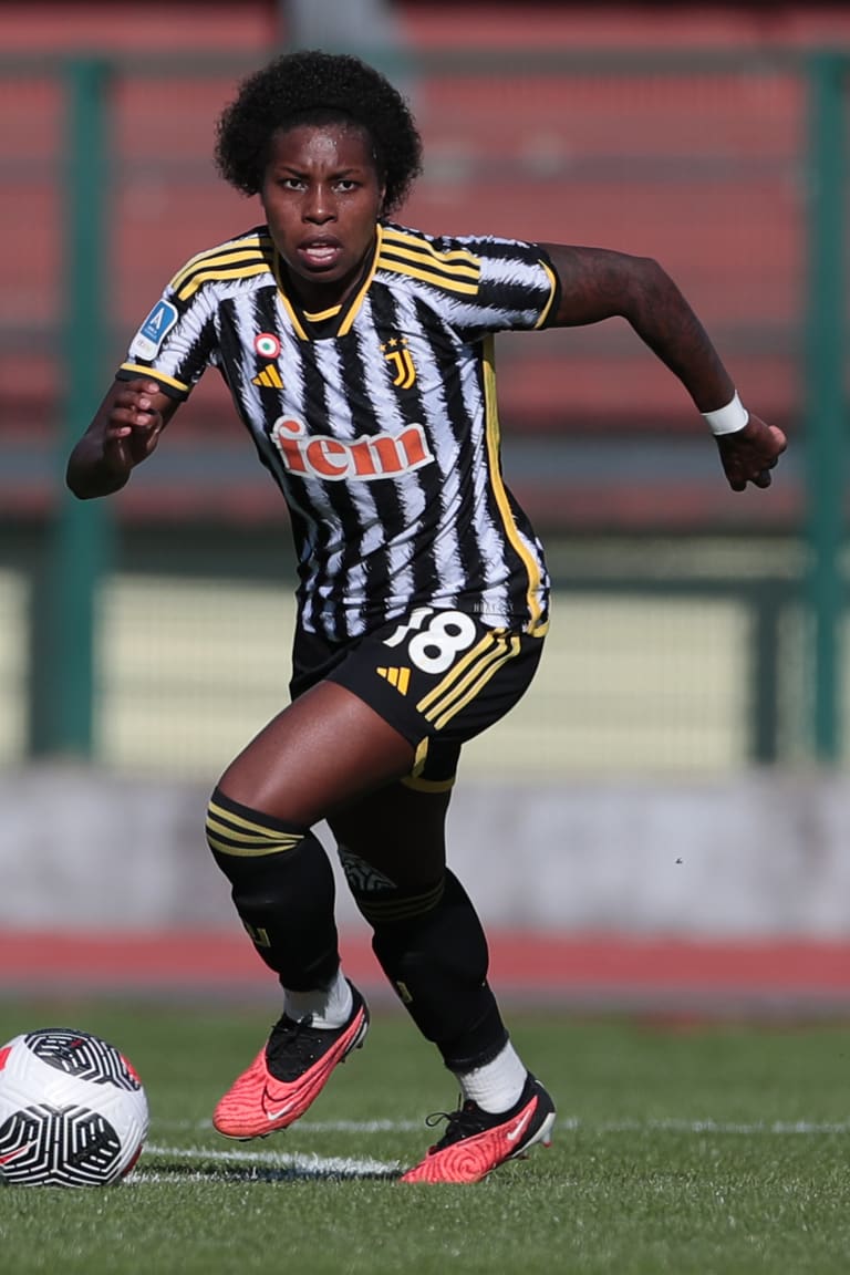 Women | Beerensteyn named among the world's 100 best players