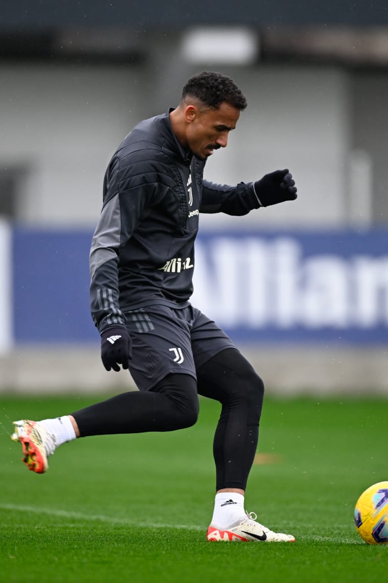 Training Center | Squad prepares for Juventus v Sassuolo