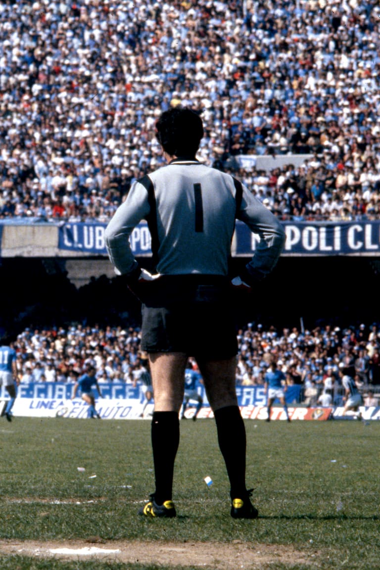 Black & White Stories: Napoli-Juventus, la vittoria da Scudetto del 1981