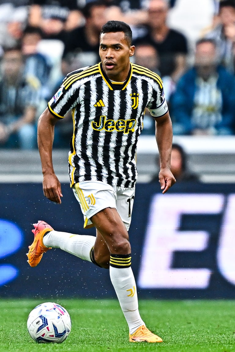 Alex Sandro's all goals and assists with Juventus