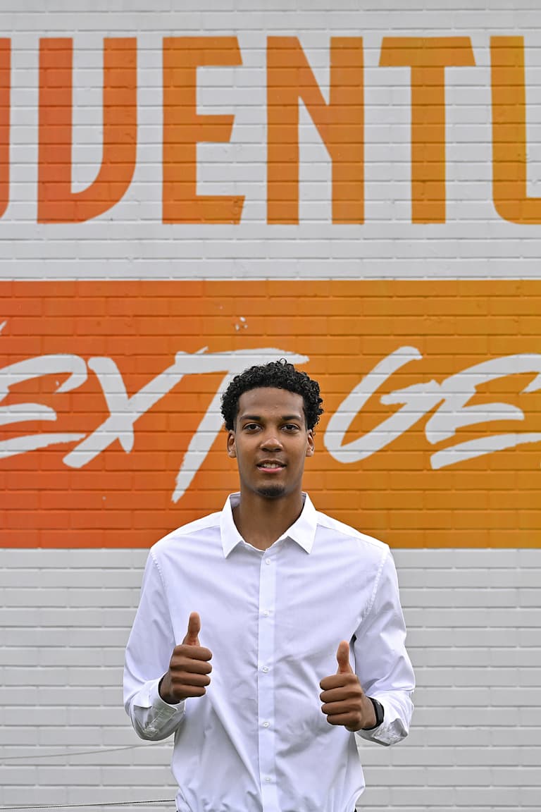 Next Gen | Shane van Aarle è un nuovo giocatore bianconero