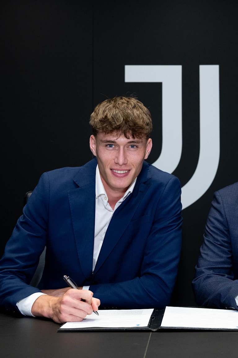 Nicolò Savona rinnova con la Juventus!