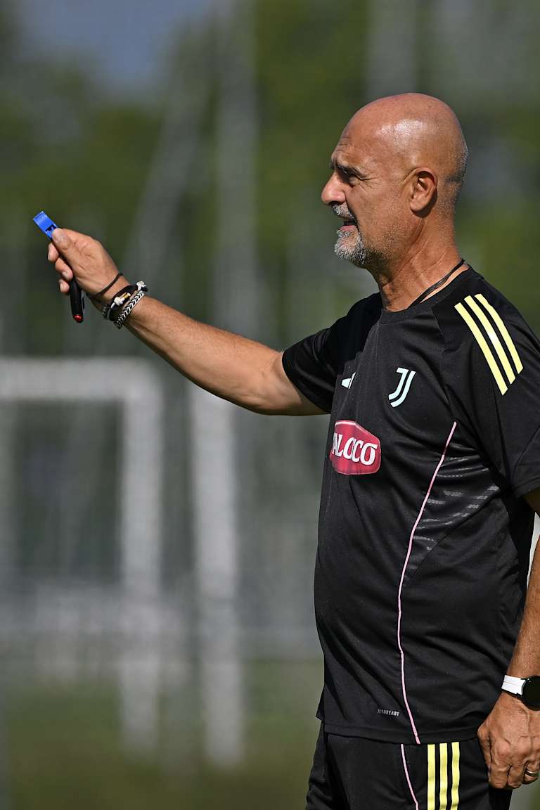 CANZI: EASY MATCHES NO LONGER EXIST IN WOMEN'S FOOTBALL
