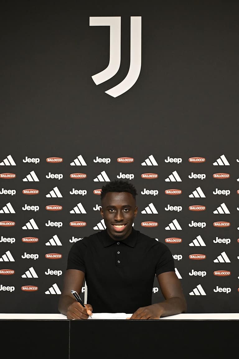 Next Gen | Rinnovo di contratto per Serigne Deme