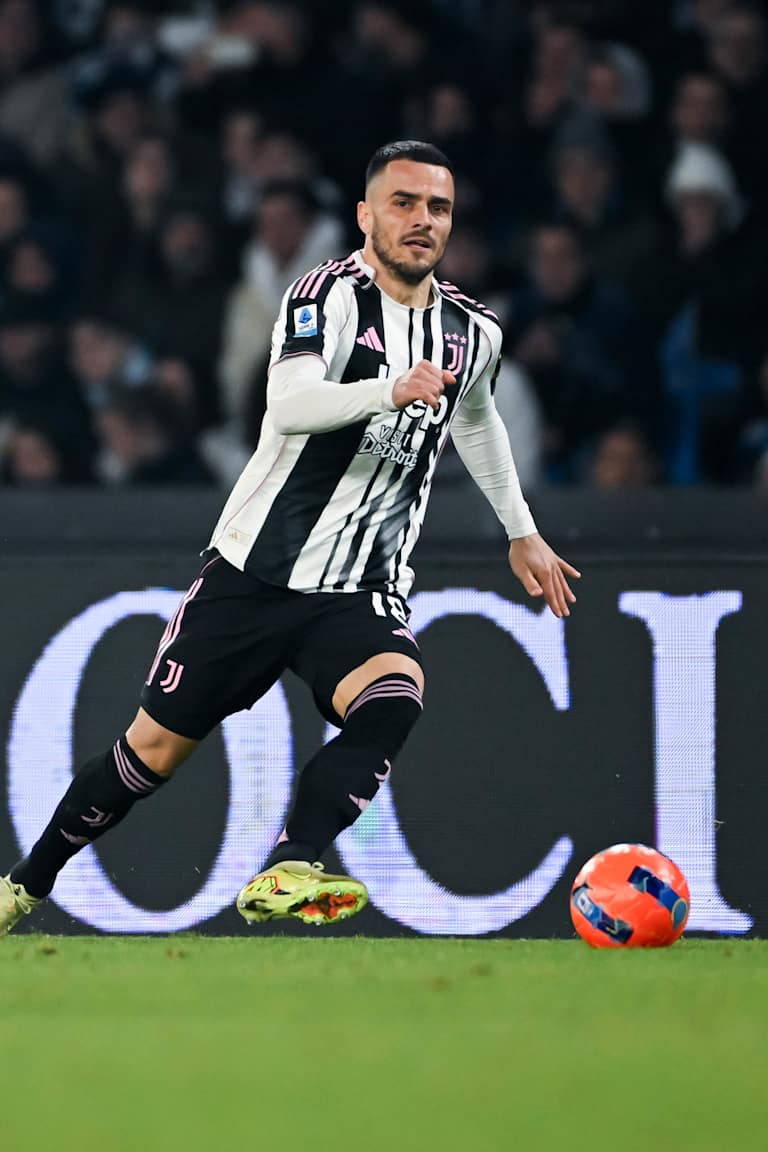 Filip Kostic, 100 presenze con la Juventus