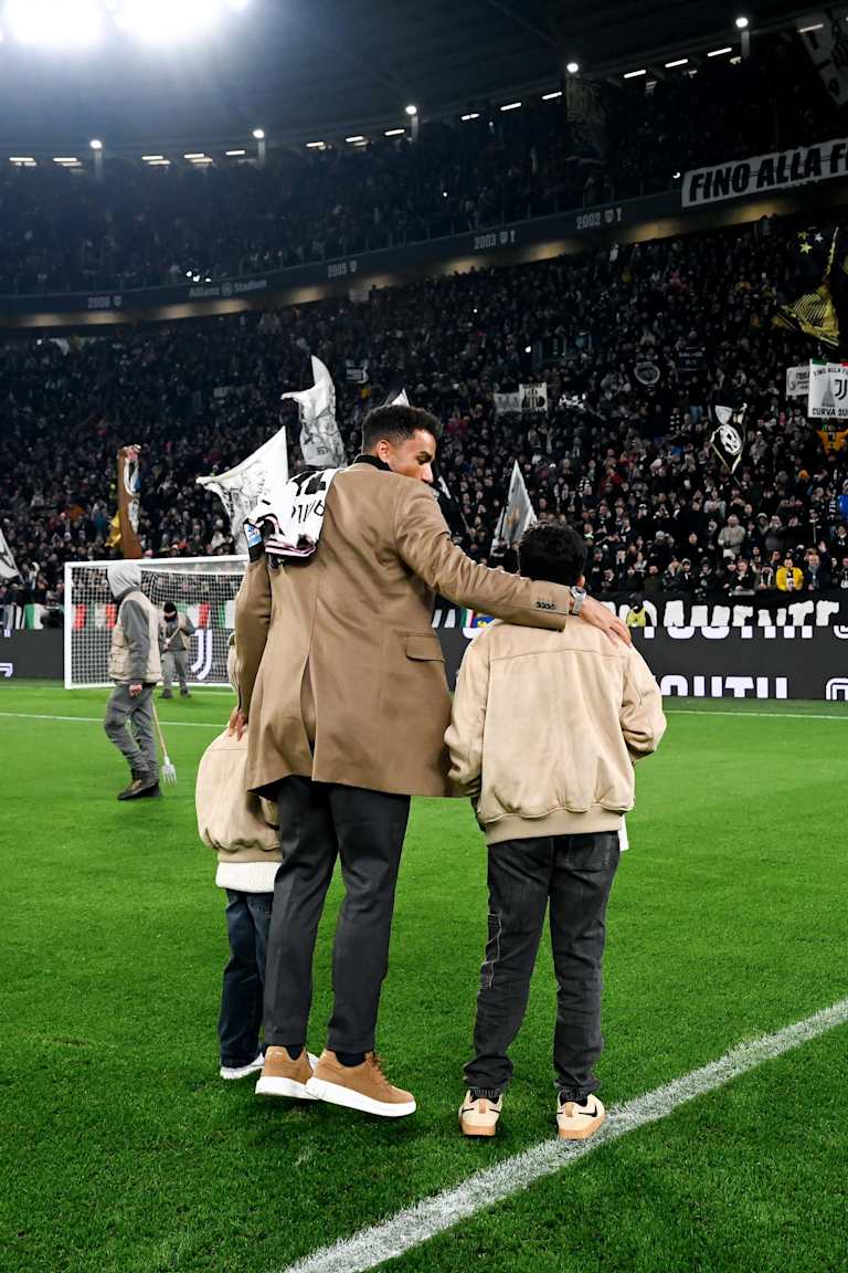 A Special Visit: Danilo Back at Juventus